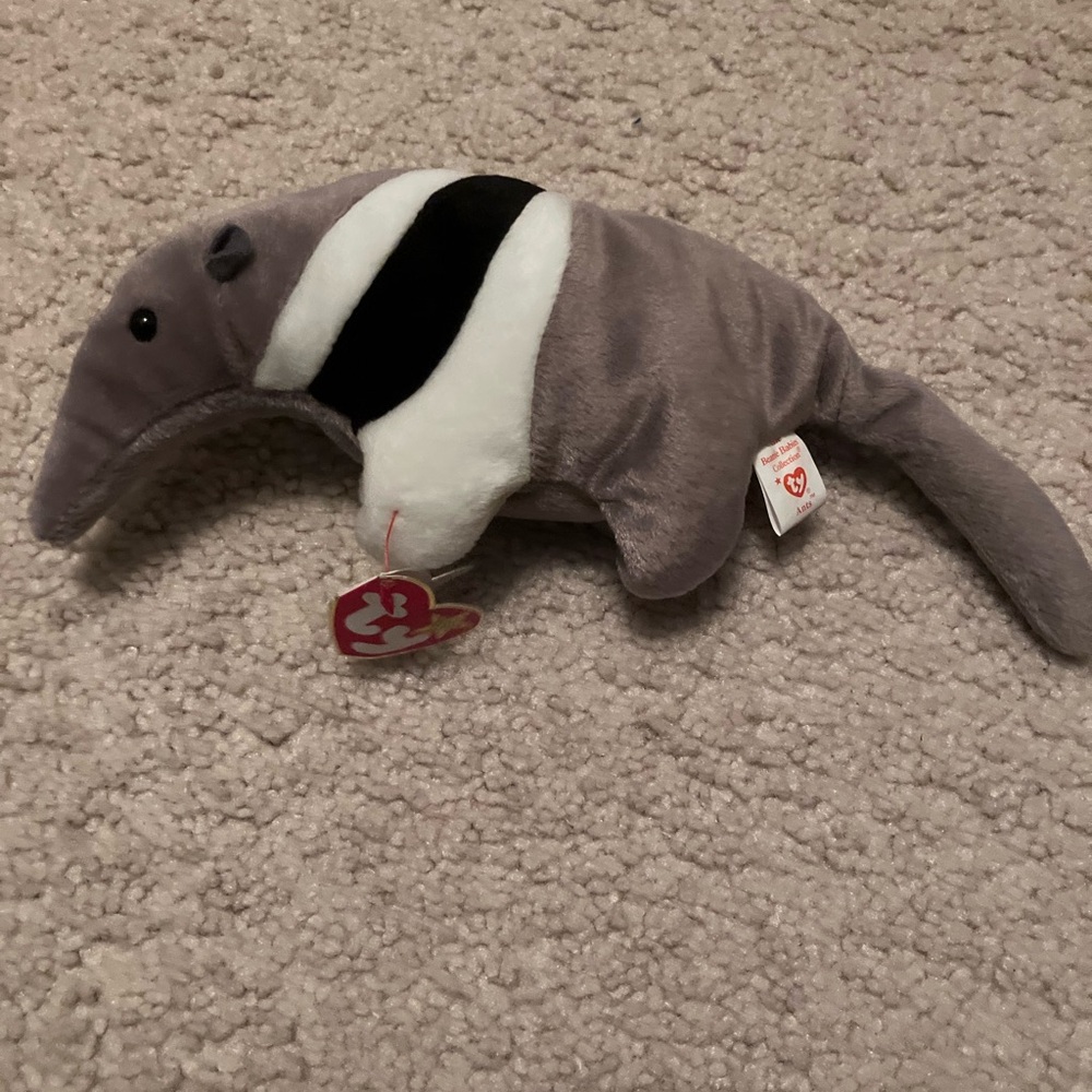 TY Beanie Baby Anteater Plush - Gray and White with Tags